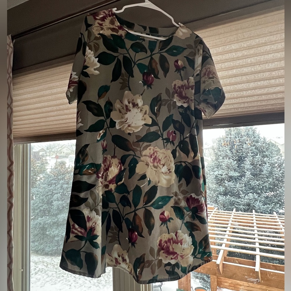 Womens large floral dress